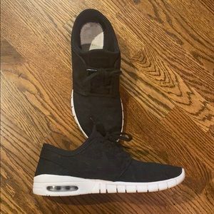 Men’s Nike Air Sneakers